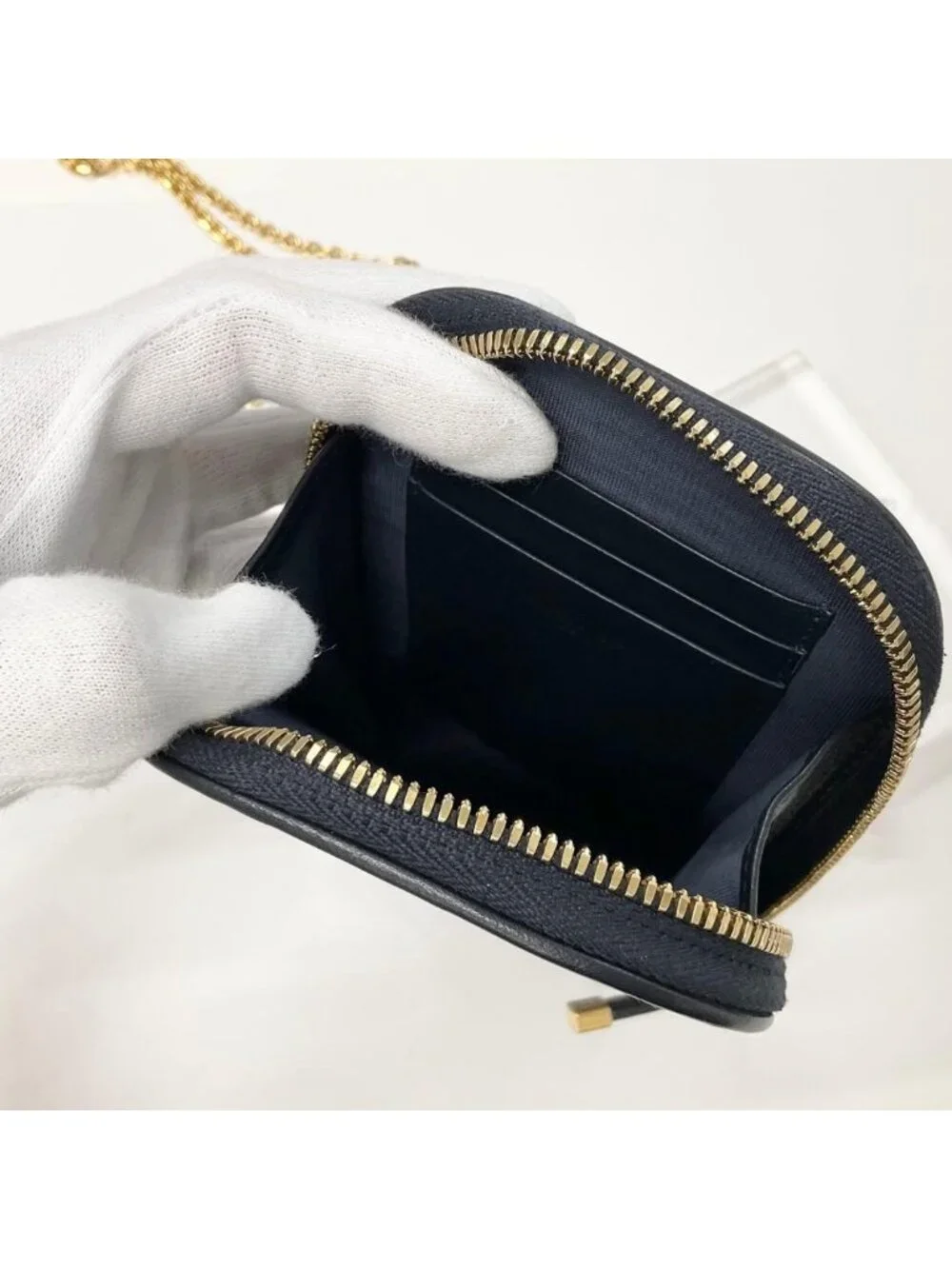 Dior 30 Montaigne Handbag